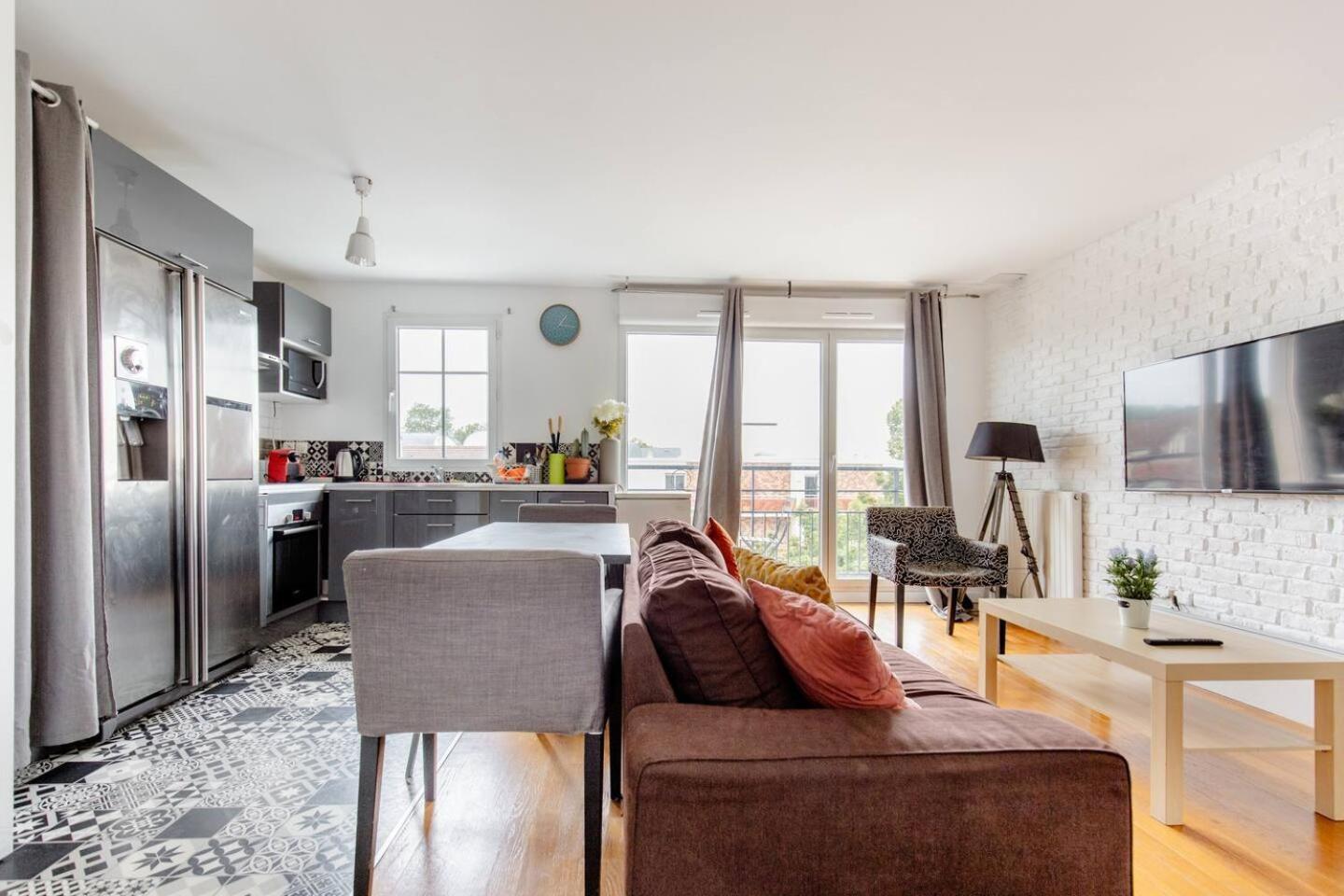 Artist Retreat Apartment Noisy-le-Grand Exterior photo
